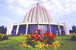 Das Baha'i Haus der Andacht in Langenhain bei Frankfurt, Deutschland